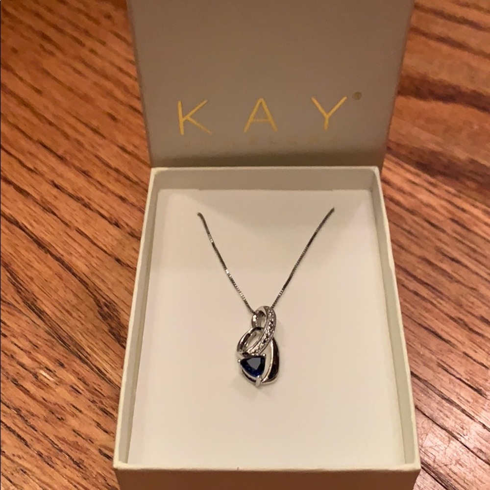 Necklace with blue stone